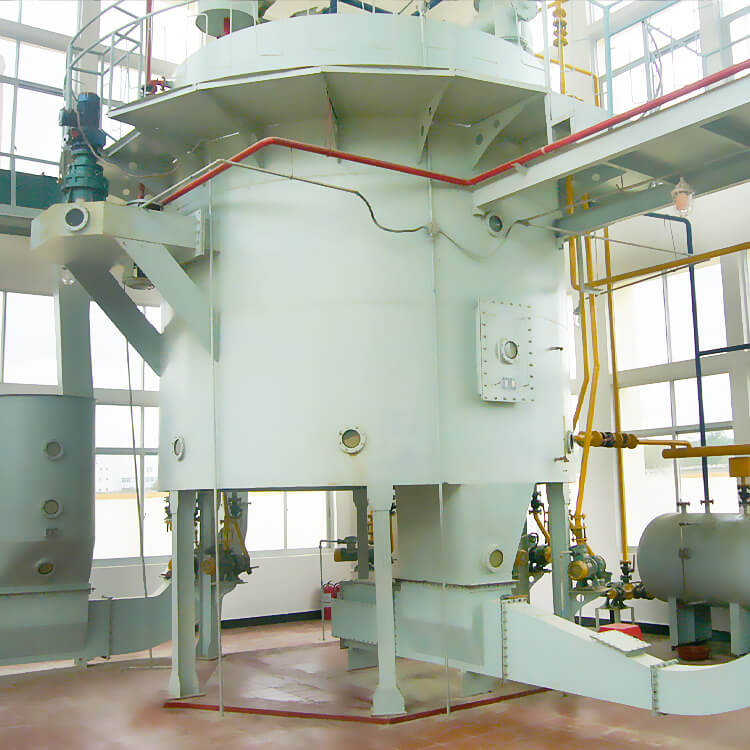 Rapeseed solvent extraction equipment installed in an edible oil mill